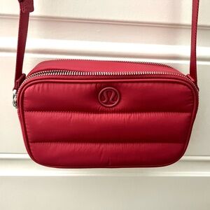 lululemon Athletica, puff, dark pink Crossbody Bag